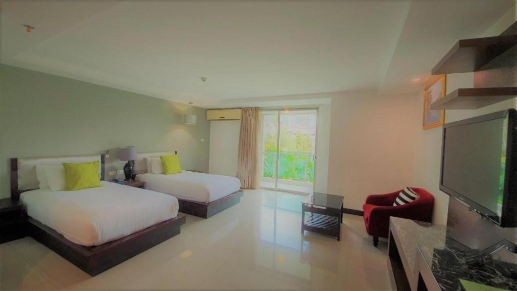 Nice Residence Bangkok Exterior photo